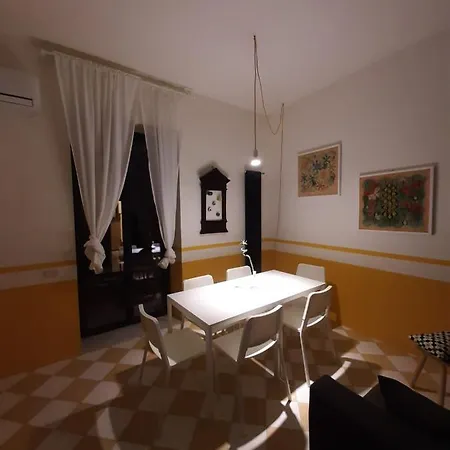 Le Di Luvi アパート ノーラ